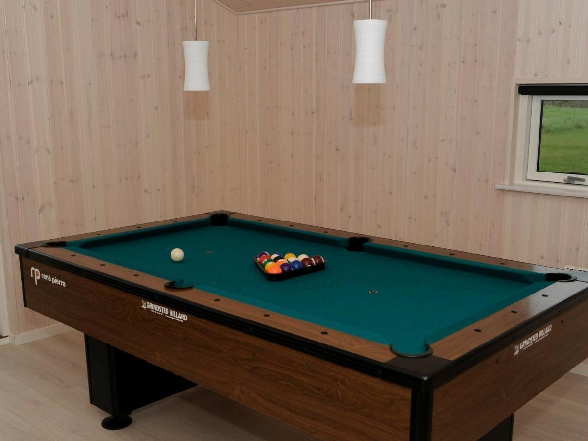 10 Person Holiday Home In Ansager 외부 사진